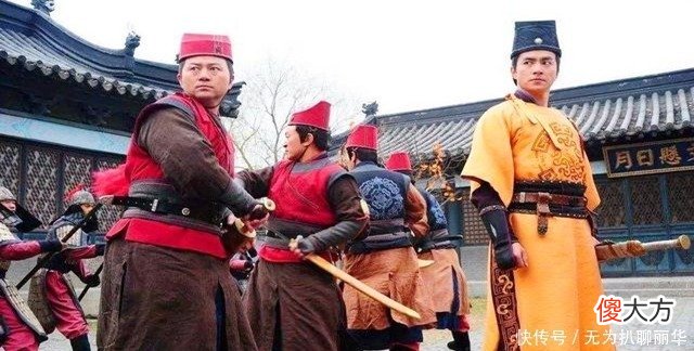 【历史故事】侍卫武功高强却为何不敢暗害皇帝?皇帝有3个套路,不得不赞!