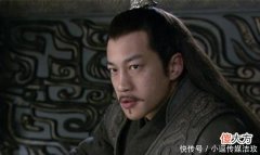 【爱历史】吕布本可大难不死, 却被这个人误导, 最终难逃悲剧结局