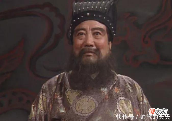 【历史故事】吕布被处死后,曹操为啥没有霸占貂蝉只因他发现了貂蝉的秘密!