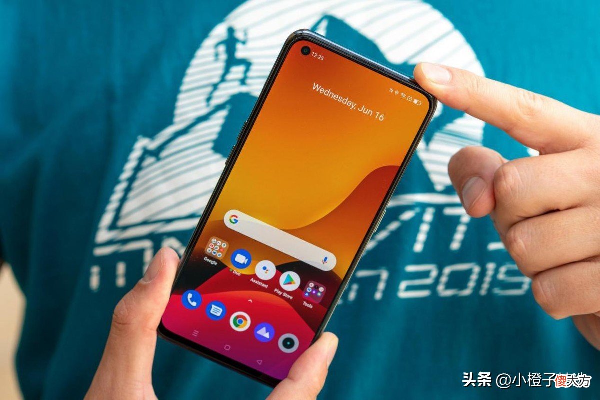 预算2000买什么手机好 高中买什么手机好2000以内