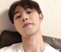 【游戏世界】童锦程被沫子气到破防？直播连麦上演全程高能，直言：就耀扬吧！