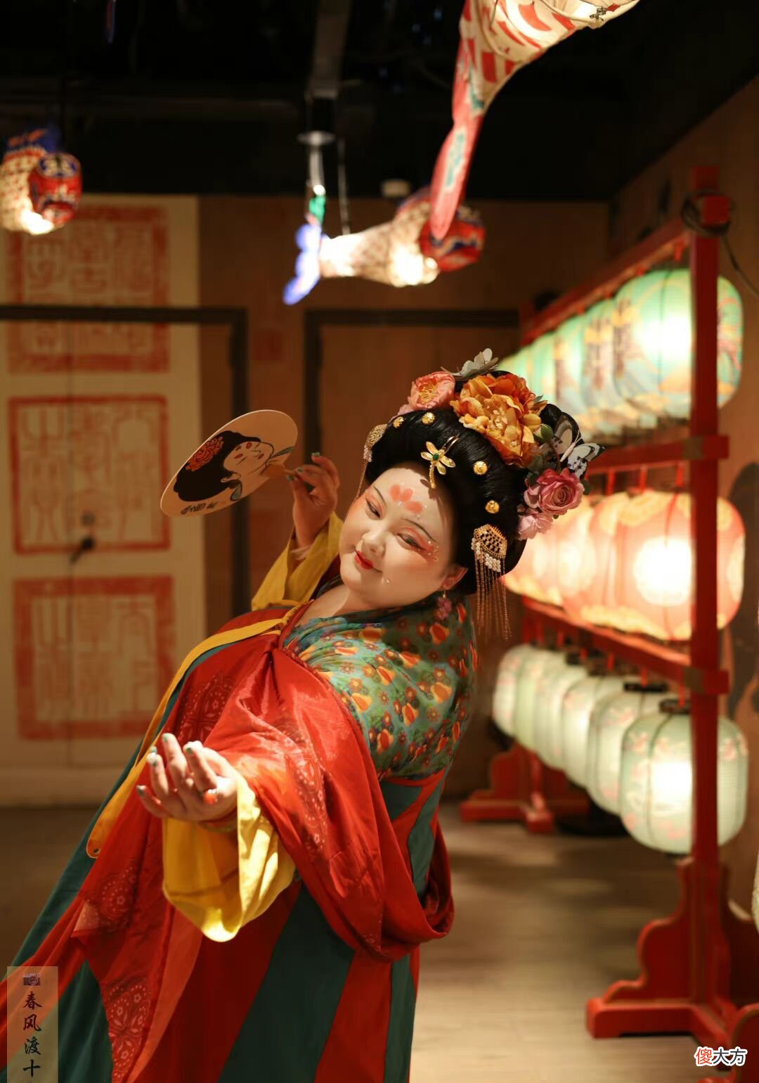 【时尚一点】太惊艳！200斤女孩扮杨贵妃走红，网友：治好了我的“身材焦虑”