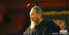 【爱历史】曹操路过一女子墓碑，上面写8字，为何走30里后才解释8字的意思？