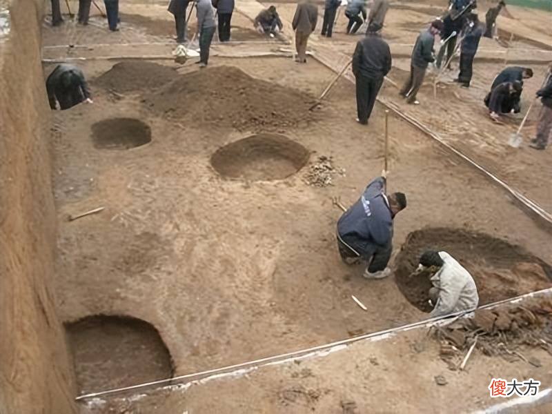 【历史故事】盗墓者入墓室而不取，且文物完好无损，专家事后才明白缘由
