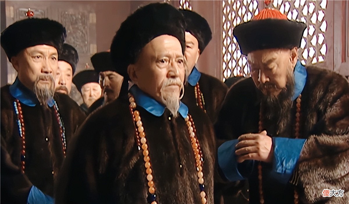 【历史故事】赫舍里氏并非嫡出，为什么能做康熙的皇后？孝庄：娶她是唯一选择