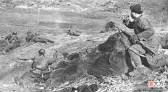 【历史故事】志愿军180师被围，15人敌后坚持300天，茅草当被山洞为床