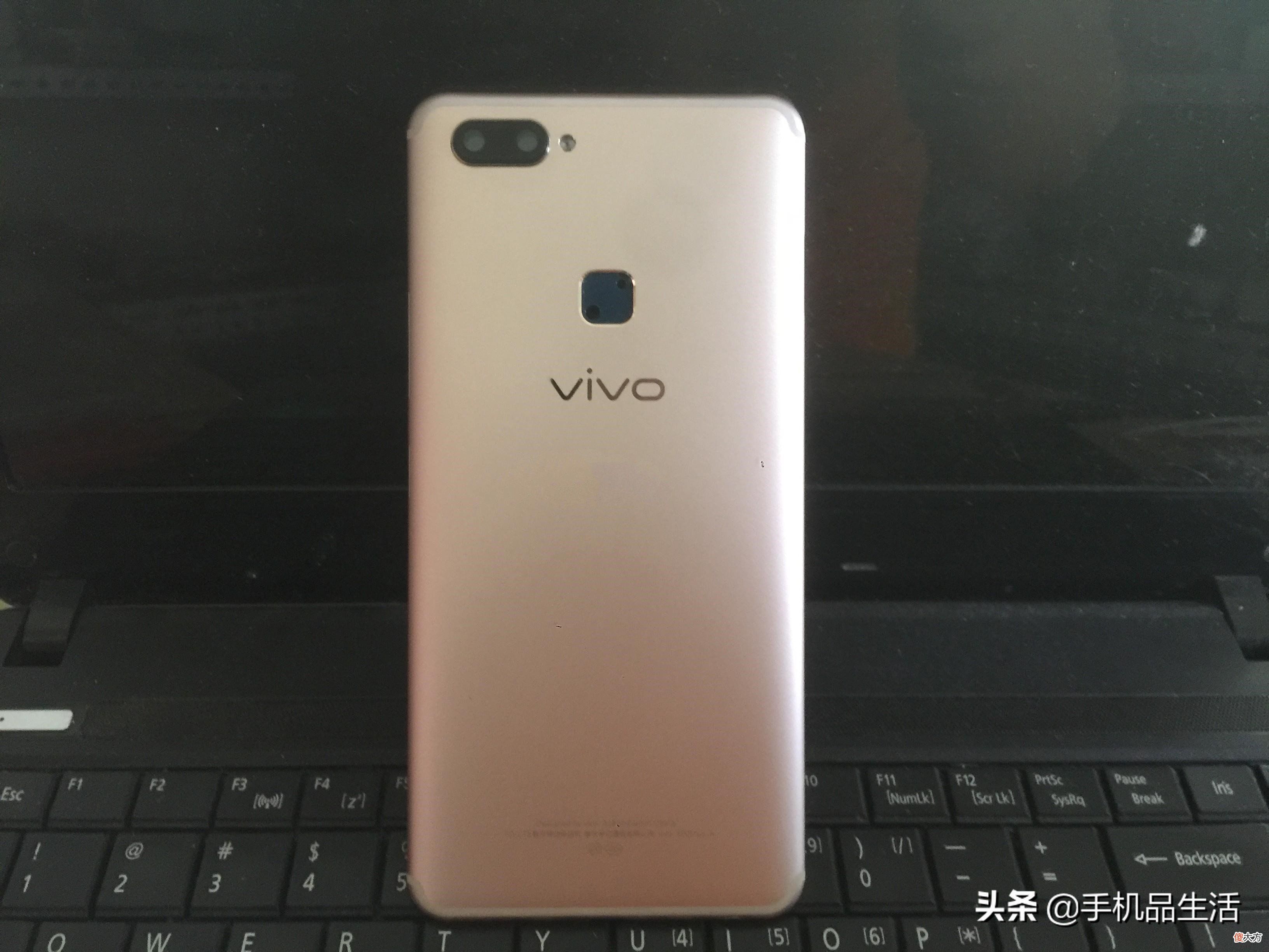 手机后盖材质到底哪种好 对手机好选什么手机后壳