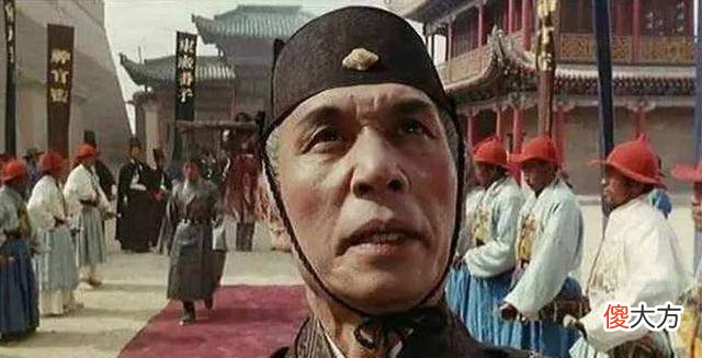 【爱历史】宦官假传圣旨，悄悄改掉一个字，结果救了一千多人的性命