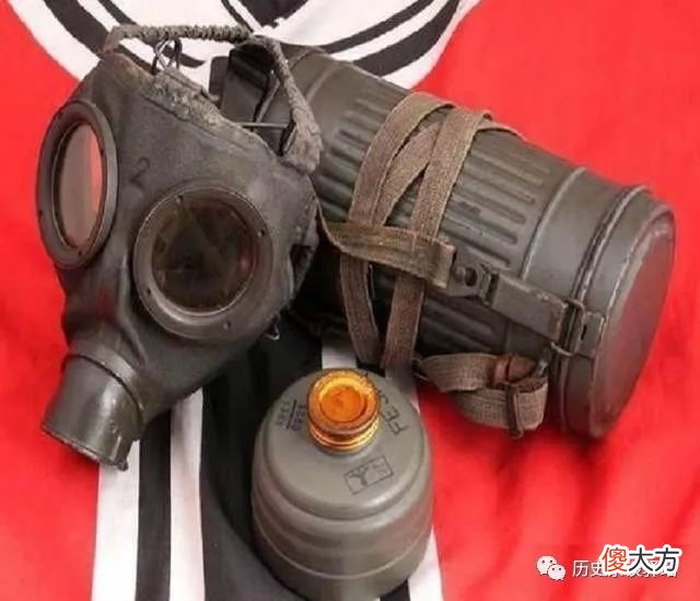 【历史故事】汉斯们的执着：无论何时何地，都要背着个铁罐子！希特勒对此有话说
