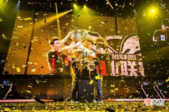【游戏世界】S5的LGD回来了？新中单长的像GODV，AD阿萨姆竟然像Imp！