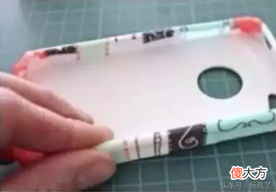 DIY自制手机壳 废弃手机壳做什么手工好