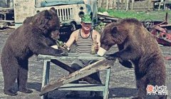 【爱历史】战斗民族有多猛?200人痛打英国几千人,打服乌克兰只是时间问题