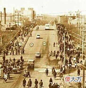 【历史故事】老照片：40多年前的吉林四平，童年时期一段温馨的记忆！
