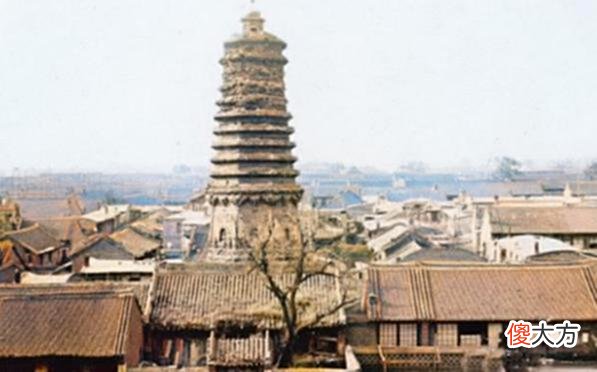 【爱历史】老照片：1907年的沈阳，长袍马褂的奉天官员，自在行走的旗人女子