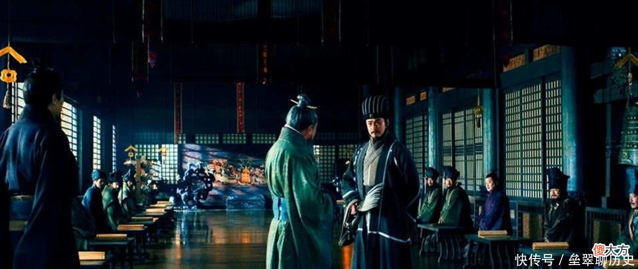 【历史故事】草船借箭：贾诩早就看透了诸葛亮计谋，大喊4字，可惜曹操没听