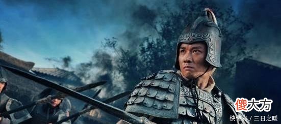 【爱历史】此人装楞卖傻救下全国百姓, 更是拯救了自己, 却被世人唾骂上千年！