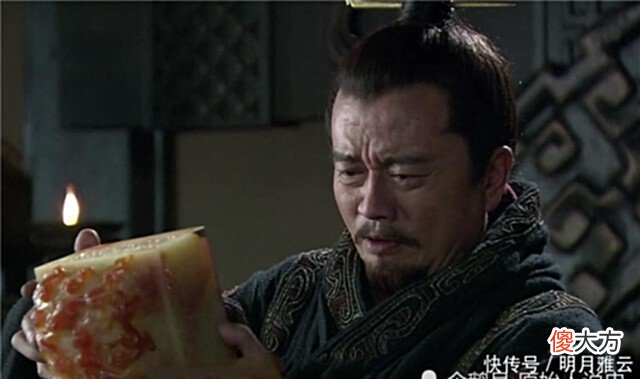 【爱历史】袁术只不过想当个皇帝，何罪之有，为什么会被群起而攻之？