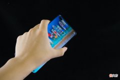 未满18岁的孩子该用什么手机 18岁适合用什么手机