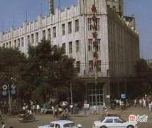 【爱历史】老照片：80年代的长春，那时候的62路公交“招手停”