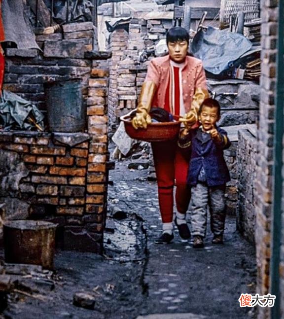 【历史故事】老照片：外国人镜头下1992年的太原，老城区里的生活记忆