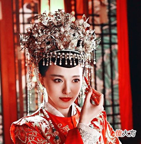 【历史故事】她的母亲帮助她的丈夫登上皇位，她的丈夫却抛弃了她，这是为什么