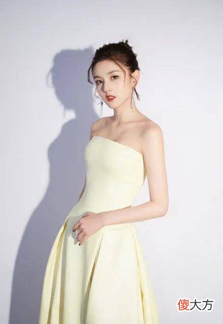 【时尚一点】黄色长裙，杨幂唯美典雅，赵丽颖气质优雅，刘诗诗清新靓丽