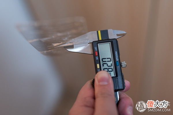 那些KOL家出的手机钢化膜怎样 手机钢化膜谁家的好