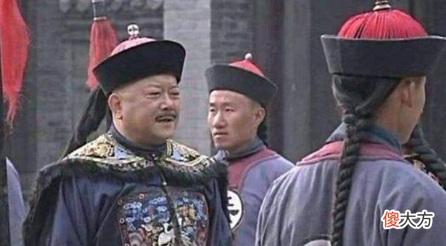【爱历史】大贪官和珅为什么不给灾民发粮？