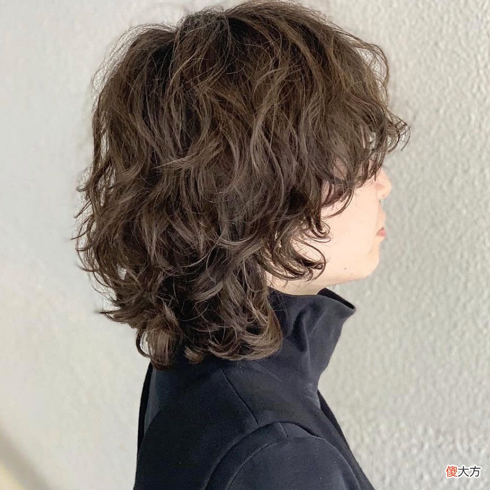【就爱时尚】新流行发型16款，不论长与短，效果都很美