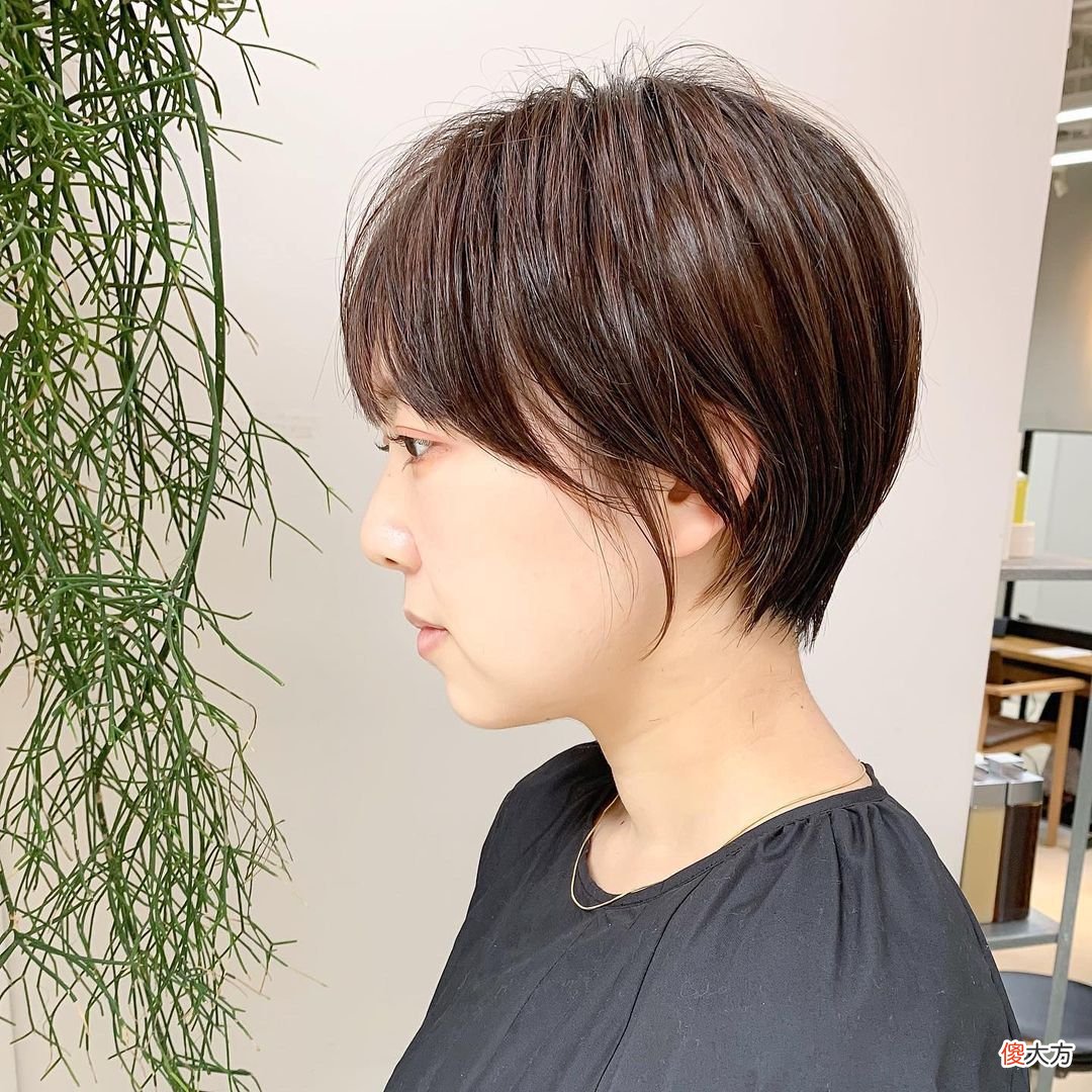 【就爱时尚】新流行发型16款，不论长与短，效果都很美