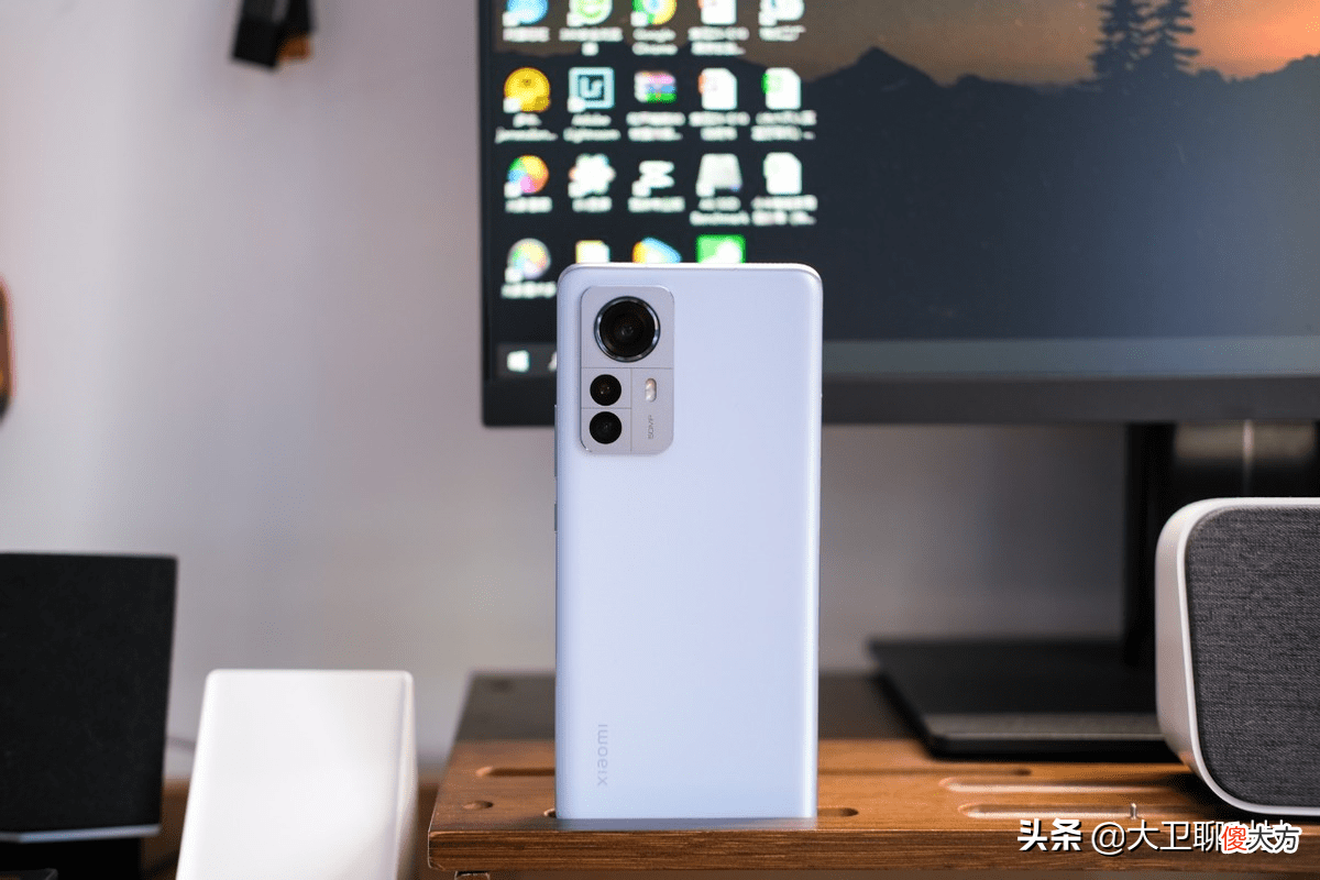 目前这3款手机值得入 目前3款手机最值得入手