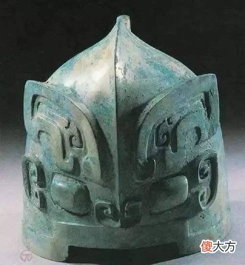 【爱历史】农民取土发现商代大墓，出土一件防具，是存世最美最值钱的