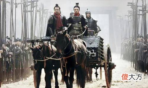 【历史故事】一盒牛肉干诱发的茅厕血案，引爆了四十五万降卒被坑杀的长平之战