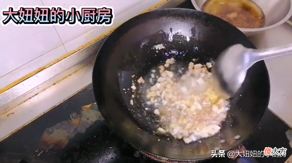 怎么吃都吃不够 怎么吃都吃不够的成语