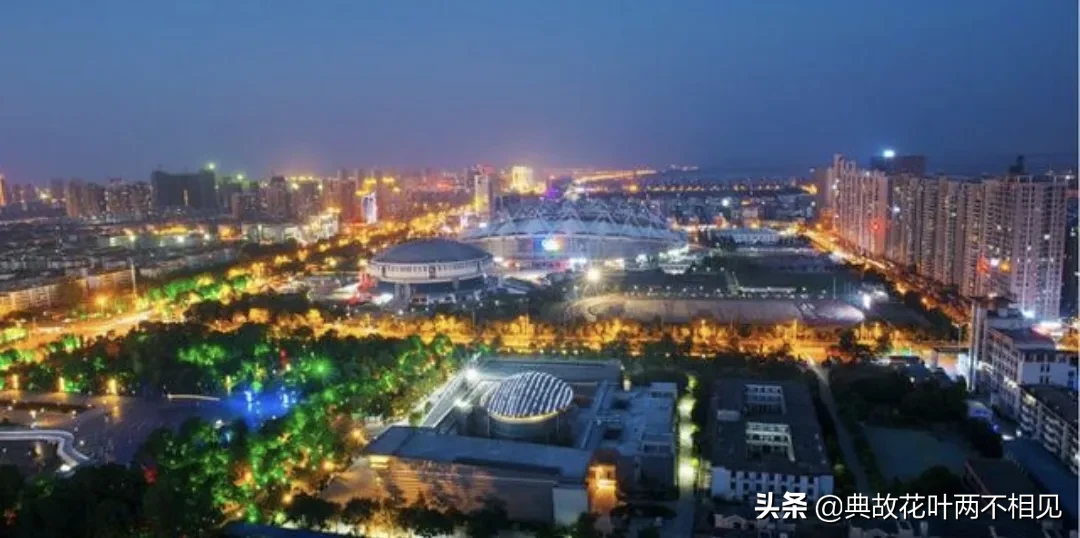 世界上最遥远的距离是我站在你面前，却听不懂你说什么！