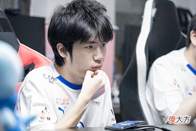 【游戏迷】GK3-1eStar，狼星收官之战齐翻车，S组第一名仿佛是烫手山芋