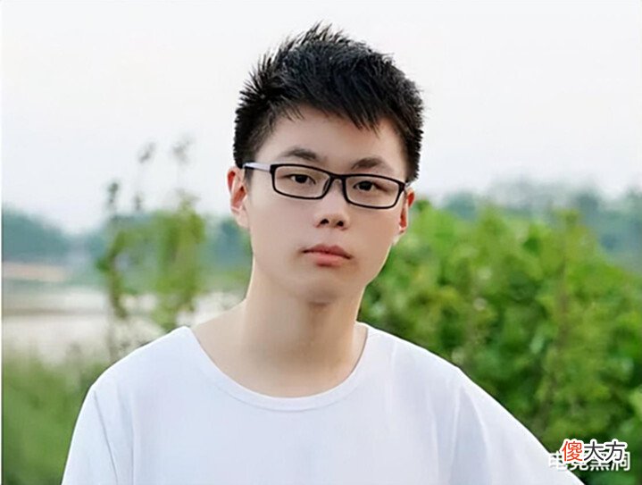 【游戏迷】王者分路段位掉段机制,寂然新赛季反向上分?114段直接掉到104段