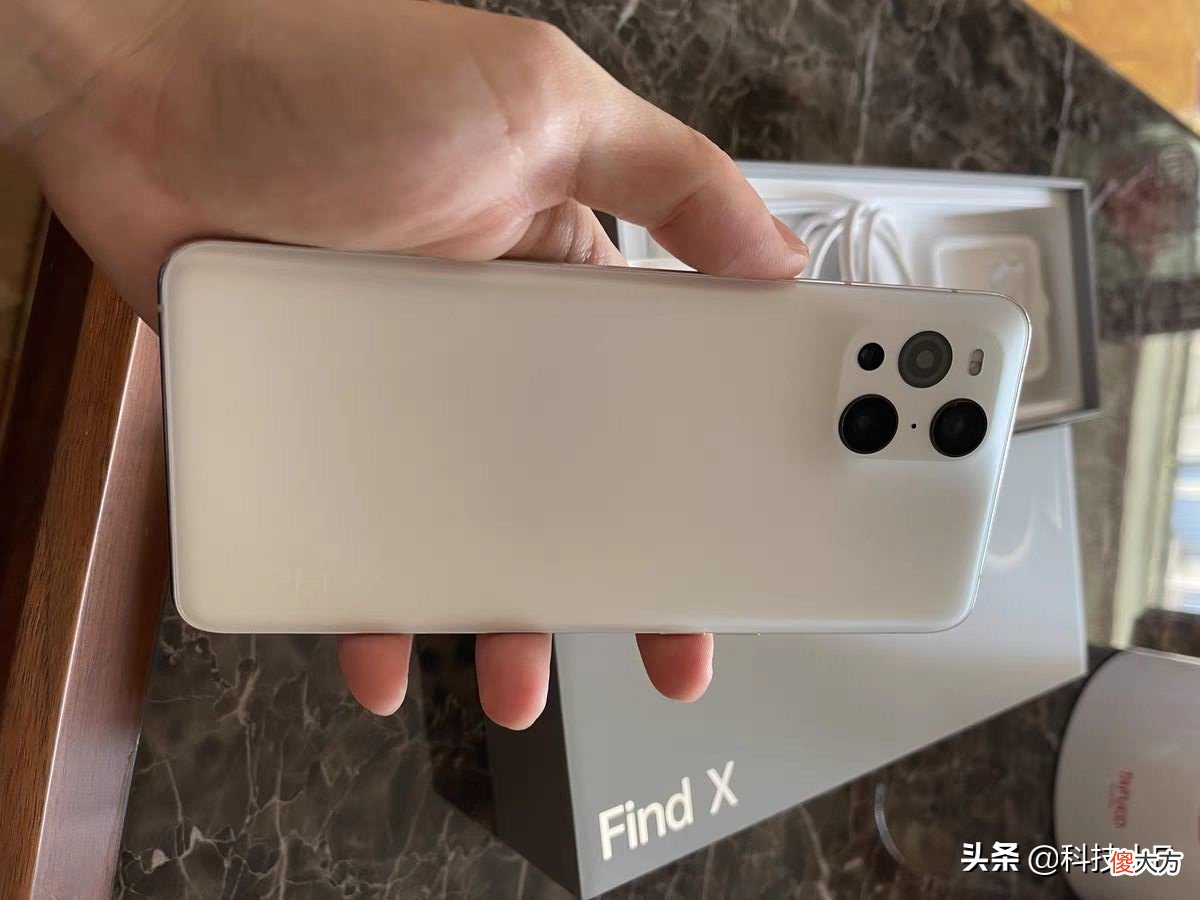 520即将到来，适合送女朋友的三款OPPO手机，有颜值有拍照