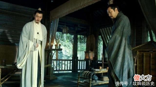 【爱历史】庞统曾说过一句话，指出诸葛亮的致命错误，可惜刘备没放在心上！