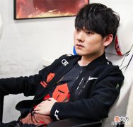 【游戏世界】宁王突然给粉丝群发照片，吐露IG比赛十五投原委：都是阿水指挥的