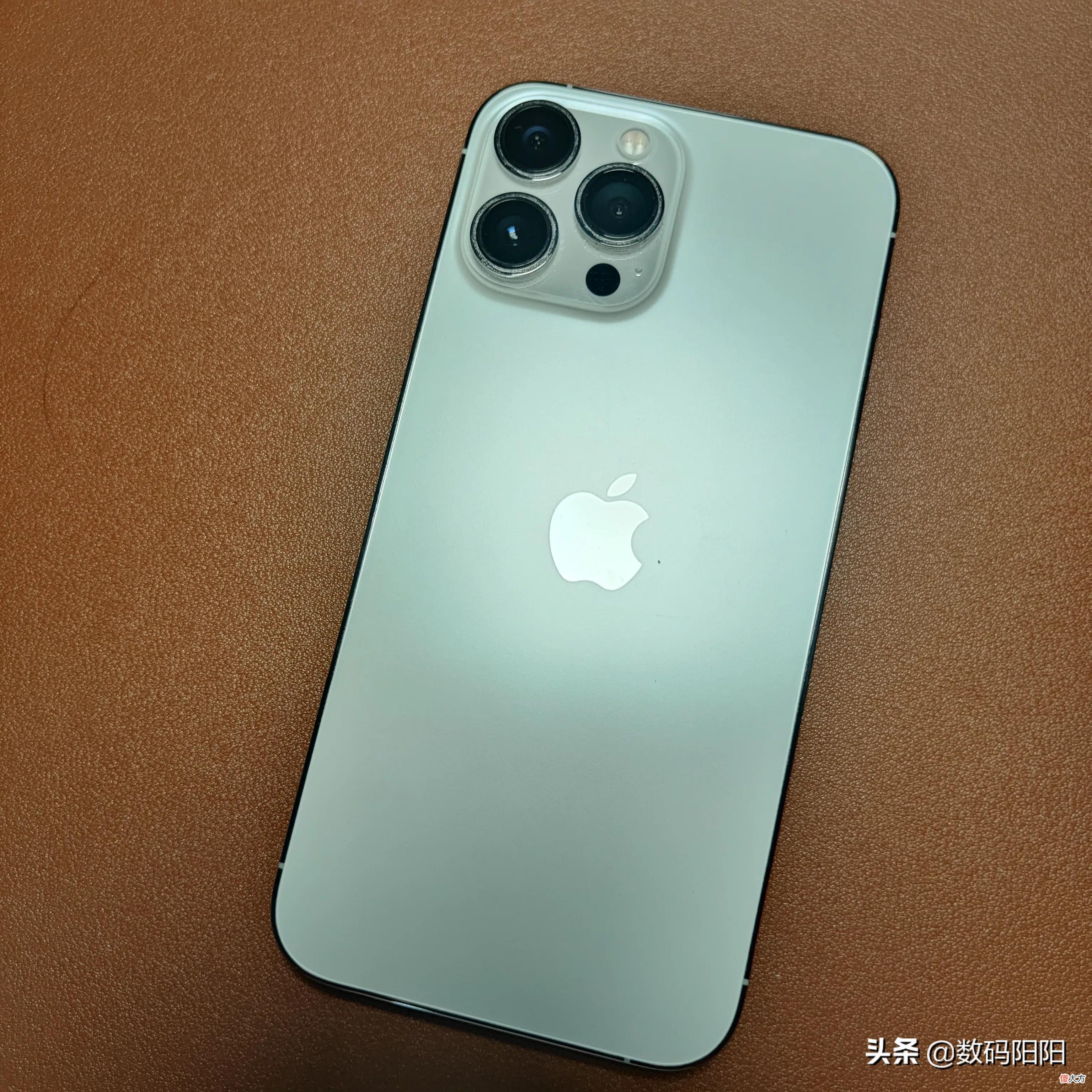 2000块可以买到什么样的小屏手机 2000元左右的小屏手机
