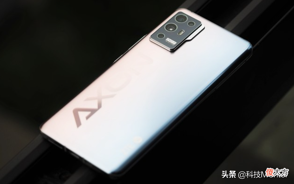 三款大降价骁龙888手机 三款骁龙888机型齐降价