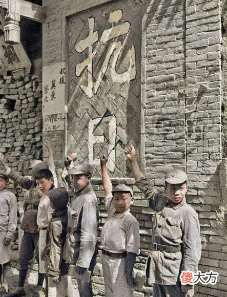 【历史故事】粟裕激战苏中，打得日军双膝跪地磕头缴枪，创造巷战经典