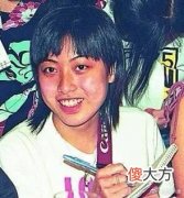 【就爱时尚】看完香港女首富的历年照片，网友直言：有钱真的可以让女人变美