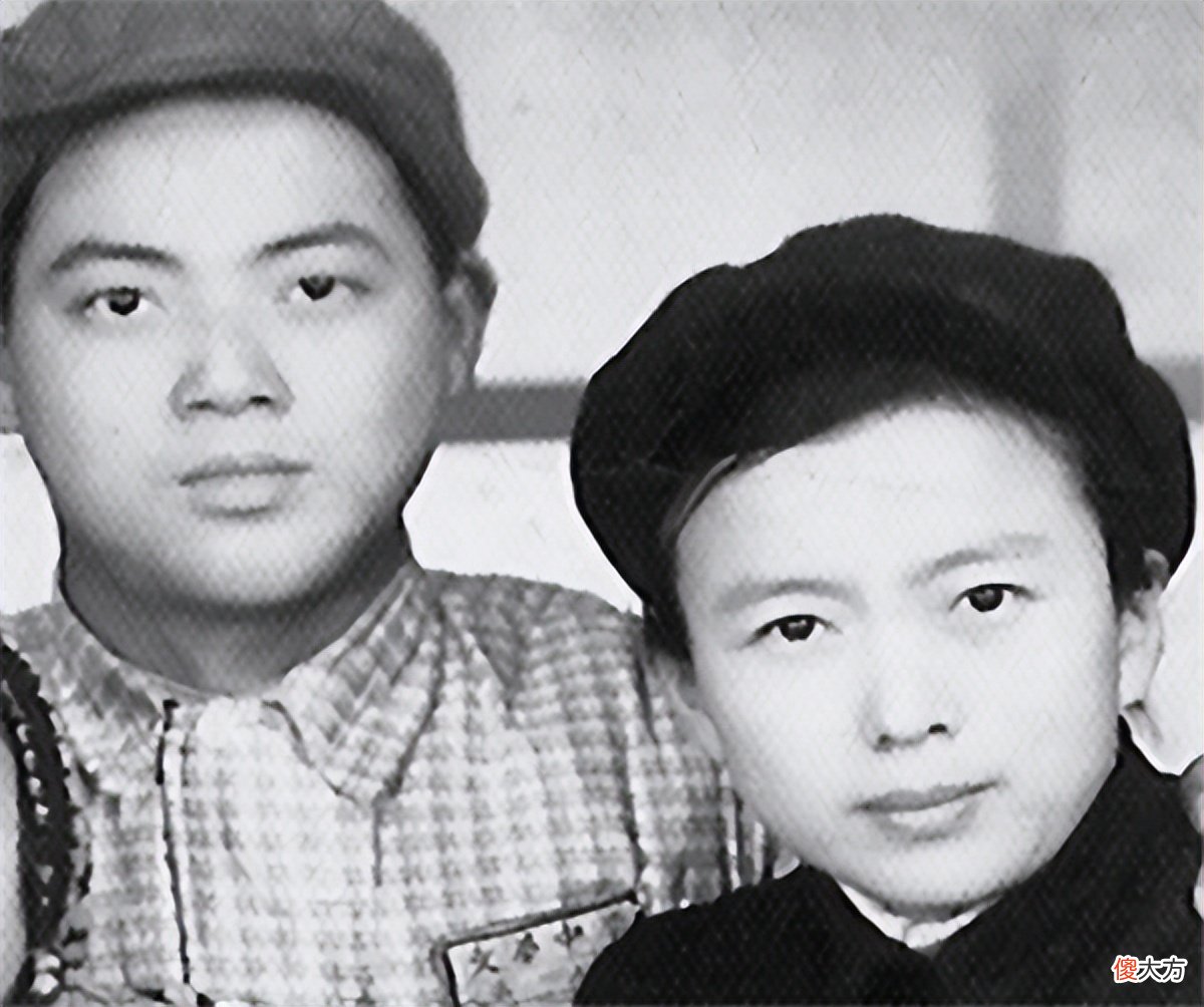 【历史故事】日军官识破新四军女特工，好吃好喝招待后送走，60年后揭露原因