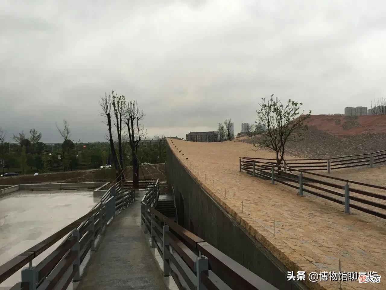 王澍的富春山馆与黄公望的富春山居图 黄公望的《富春山居图》