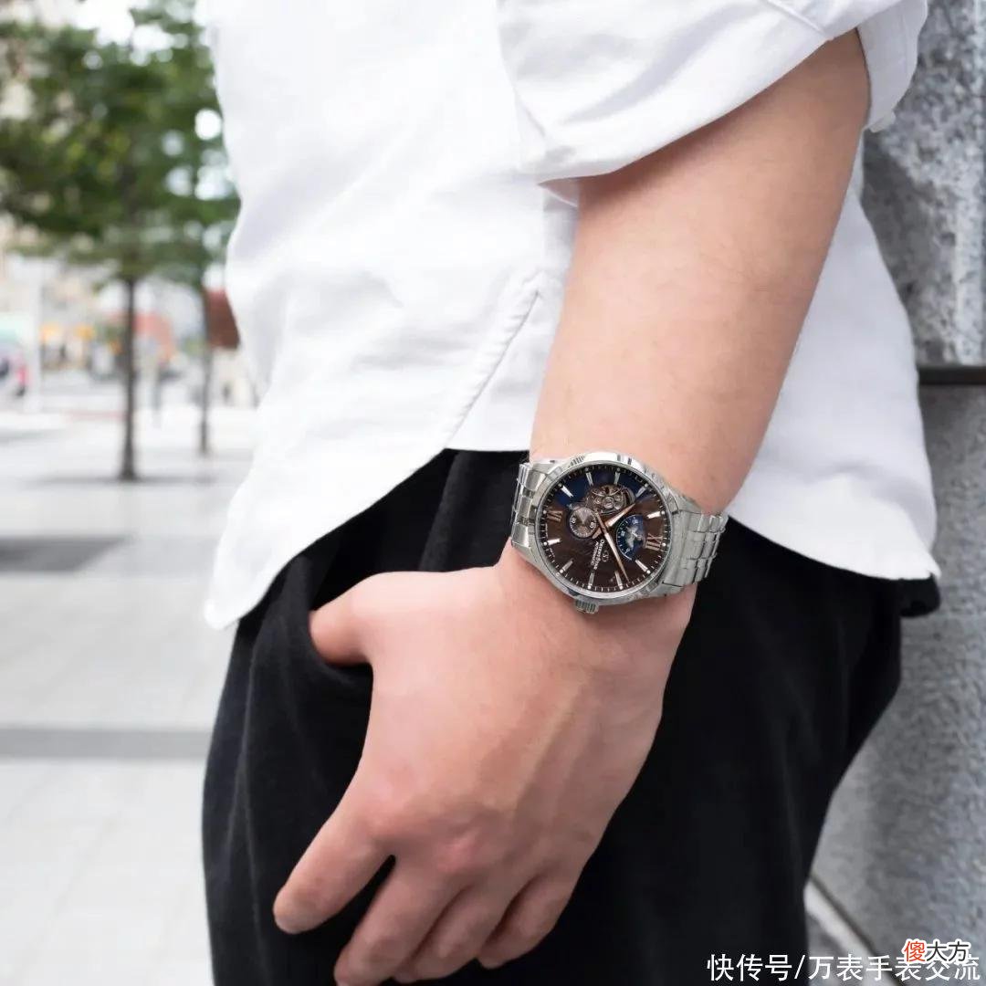 【时尚一点】手握千元预算，25岁左右的职场青年该戴什么表？