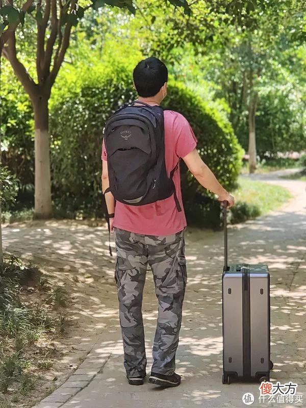 【就爱时尚】旅行更惬意——Level8大旅行家24寸行李箱体验