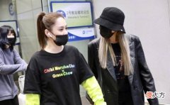【就爱时尚】钟欣潼真大方，穿t恤加紧身牛仔裤太有勇气，自信的样子最美