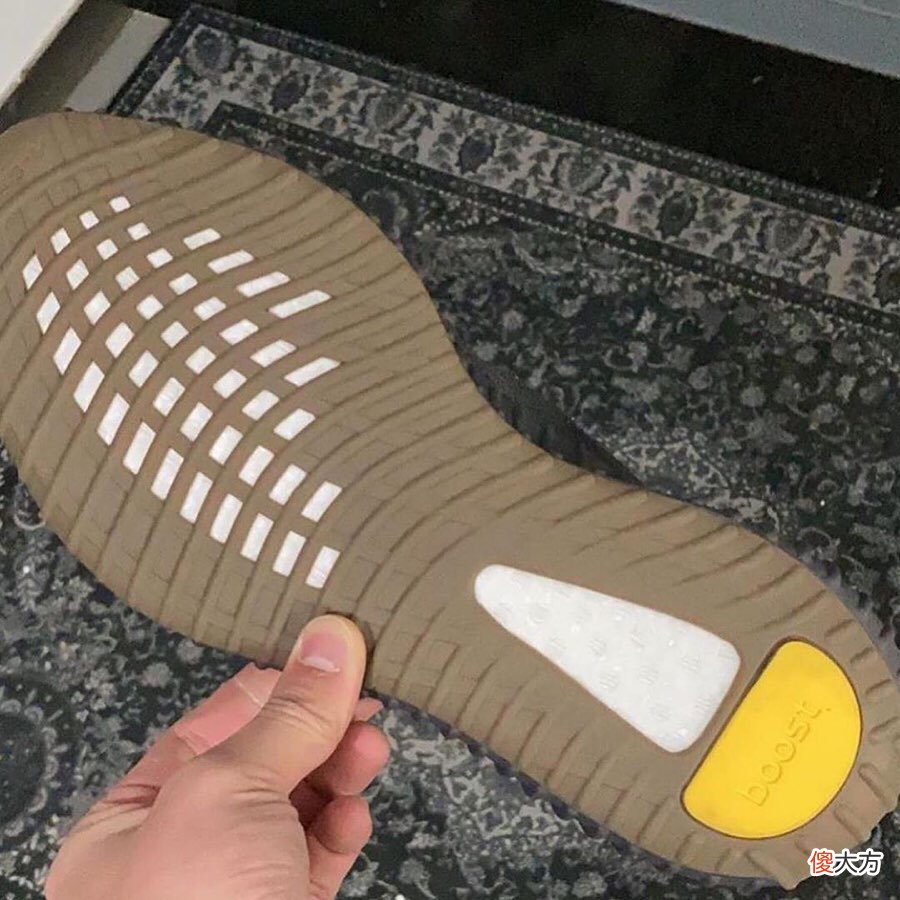 丝绸AF 1曝出新配色冠希打脸？Converse翻毛皮鞋保暖颜值不输联名